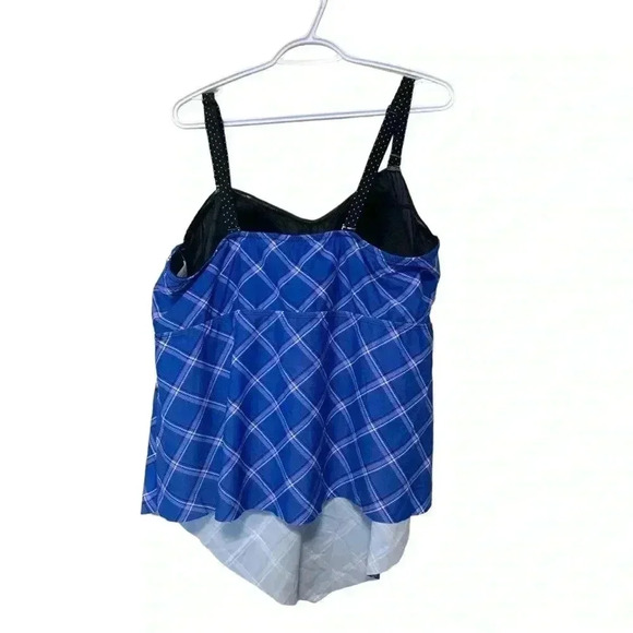 Host Pick. Cactus tankini top w ruching and boning  & adjustable straps. - Picture 3 of 9